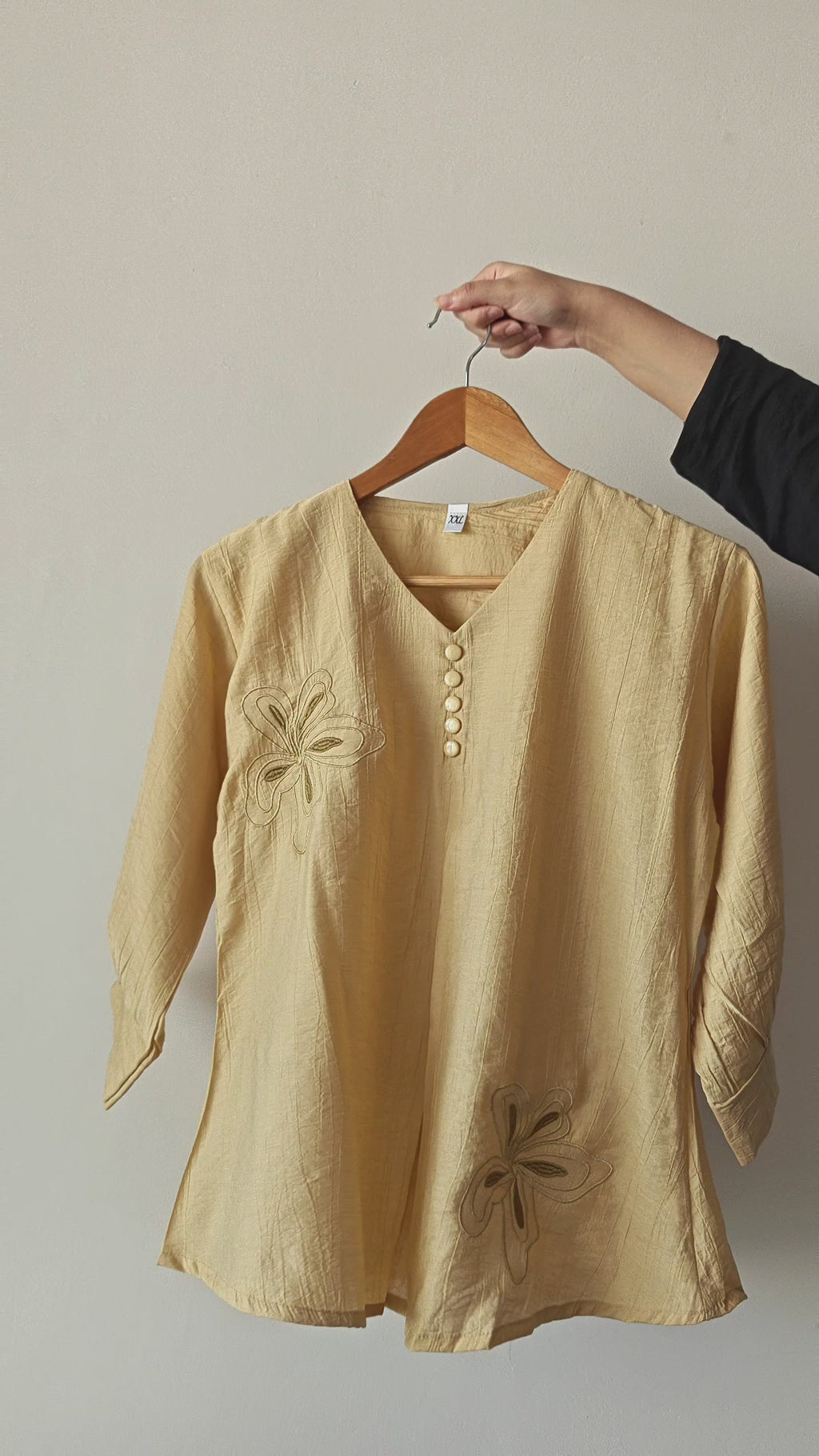 Gold Floral Embroidery V-neck Top (XXL)