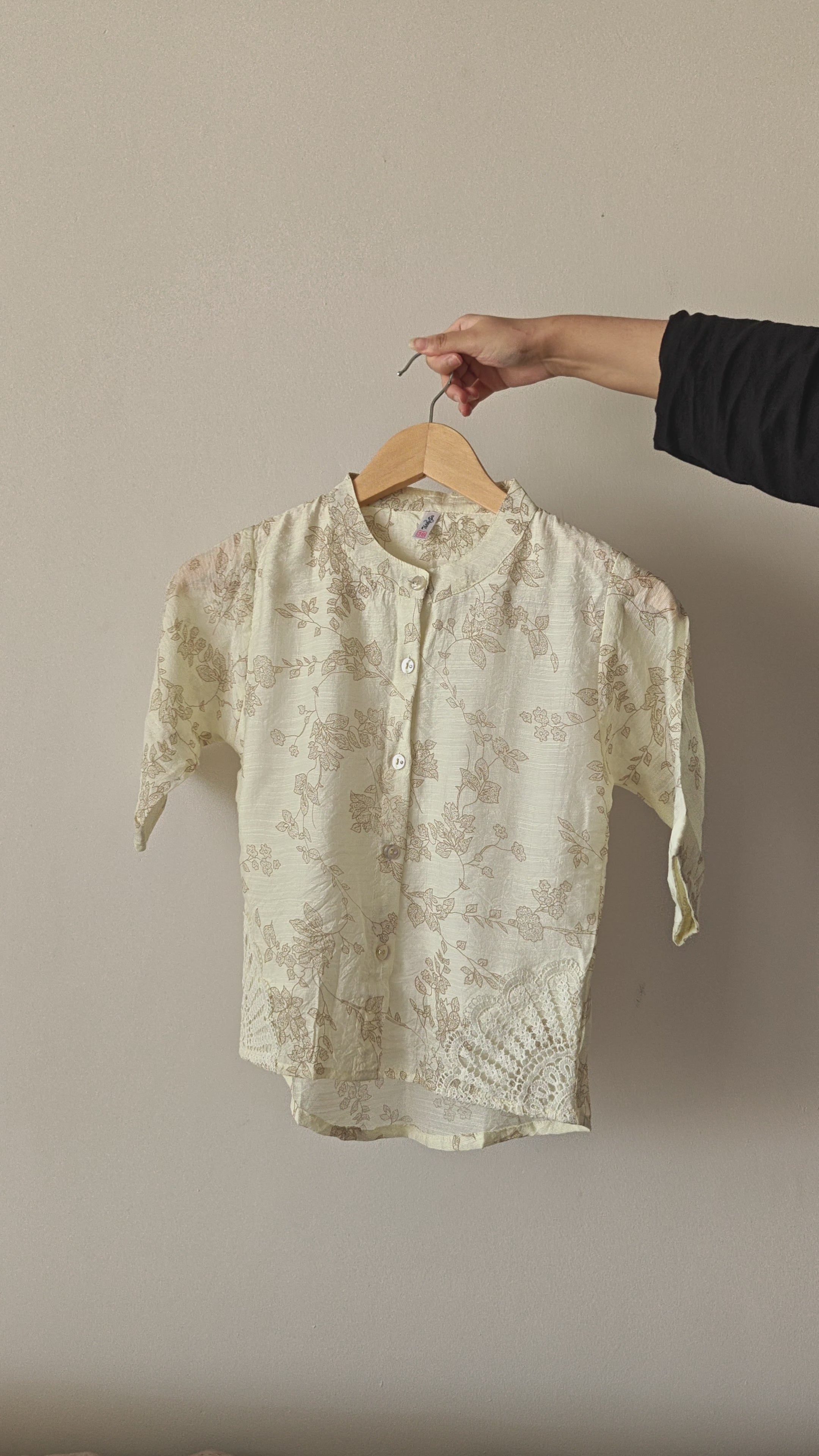 Printed Cream Top (Medium)
